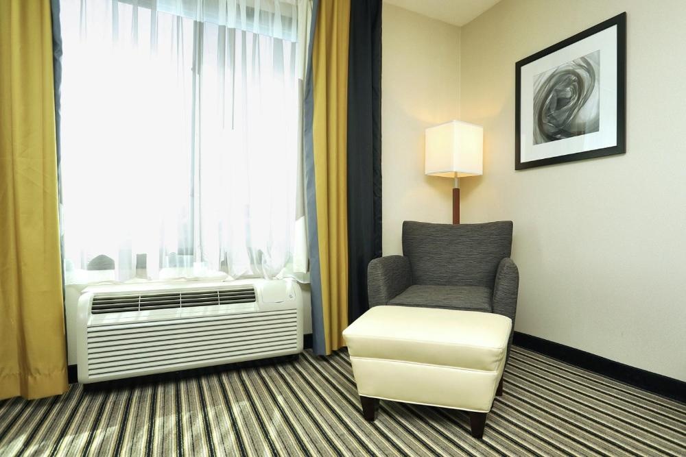 Holiday Inn Express y Suites Batavia de IHG Imagen 38